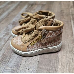 Michael Kors Lil Lauren High 2 Signature Tan w/Gold Accent Shoes Toddler Sz 6